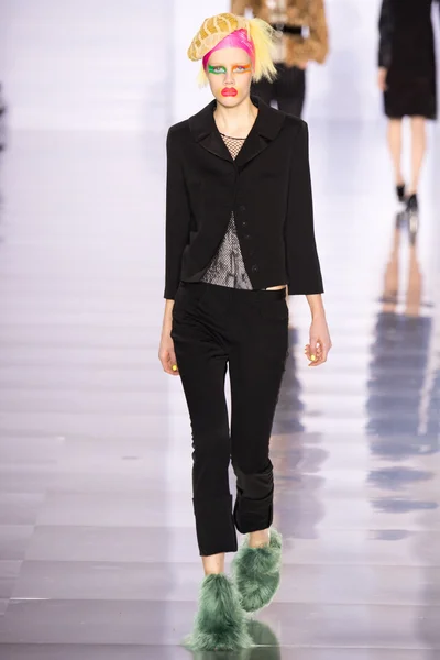 Look 27